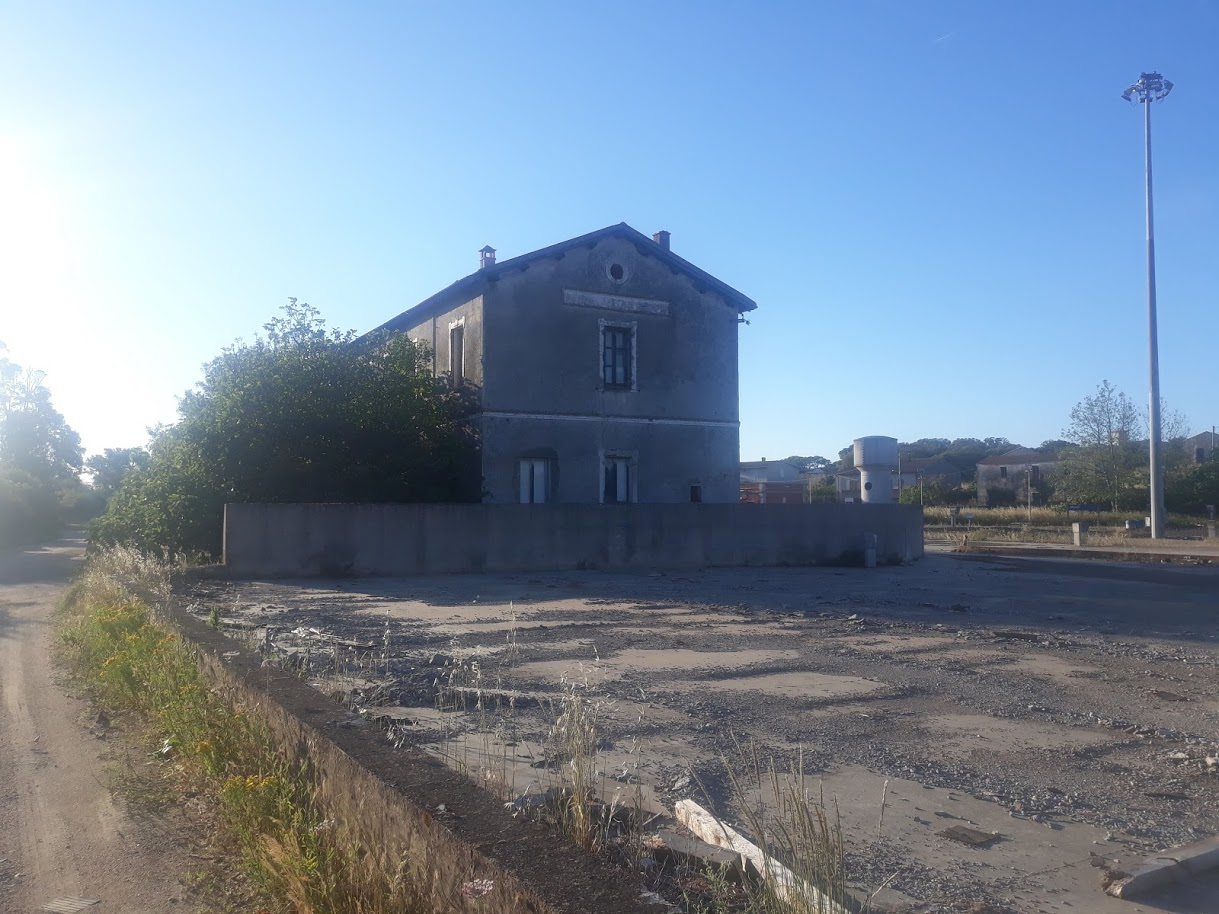 Stazione di Monti